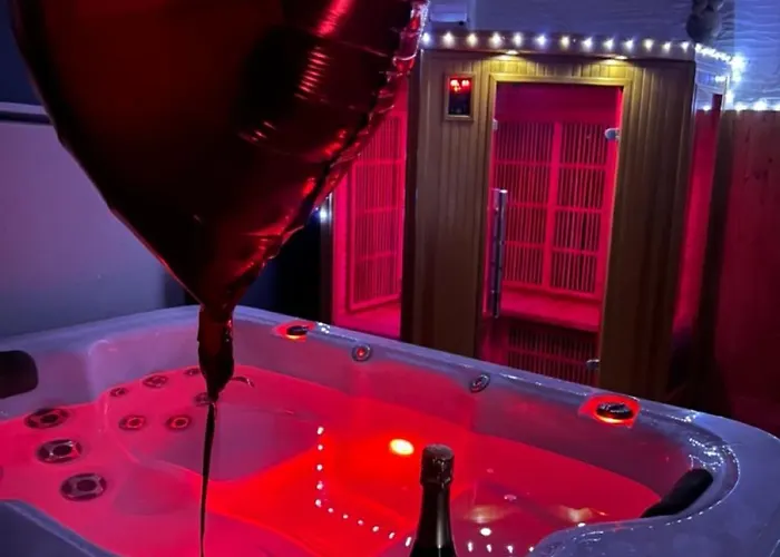 Le Chateau De Morey 4*