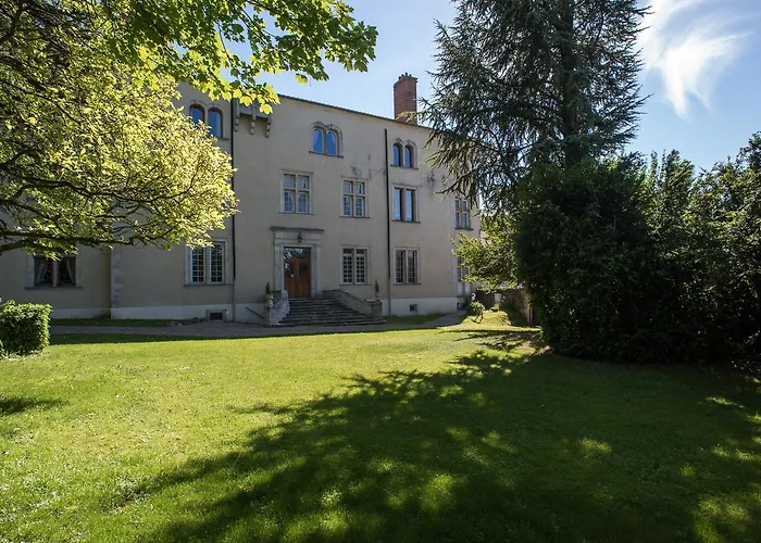 Le Chateau De Morey Bed & Breakfast Belleau